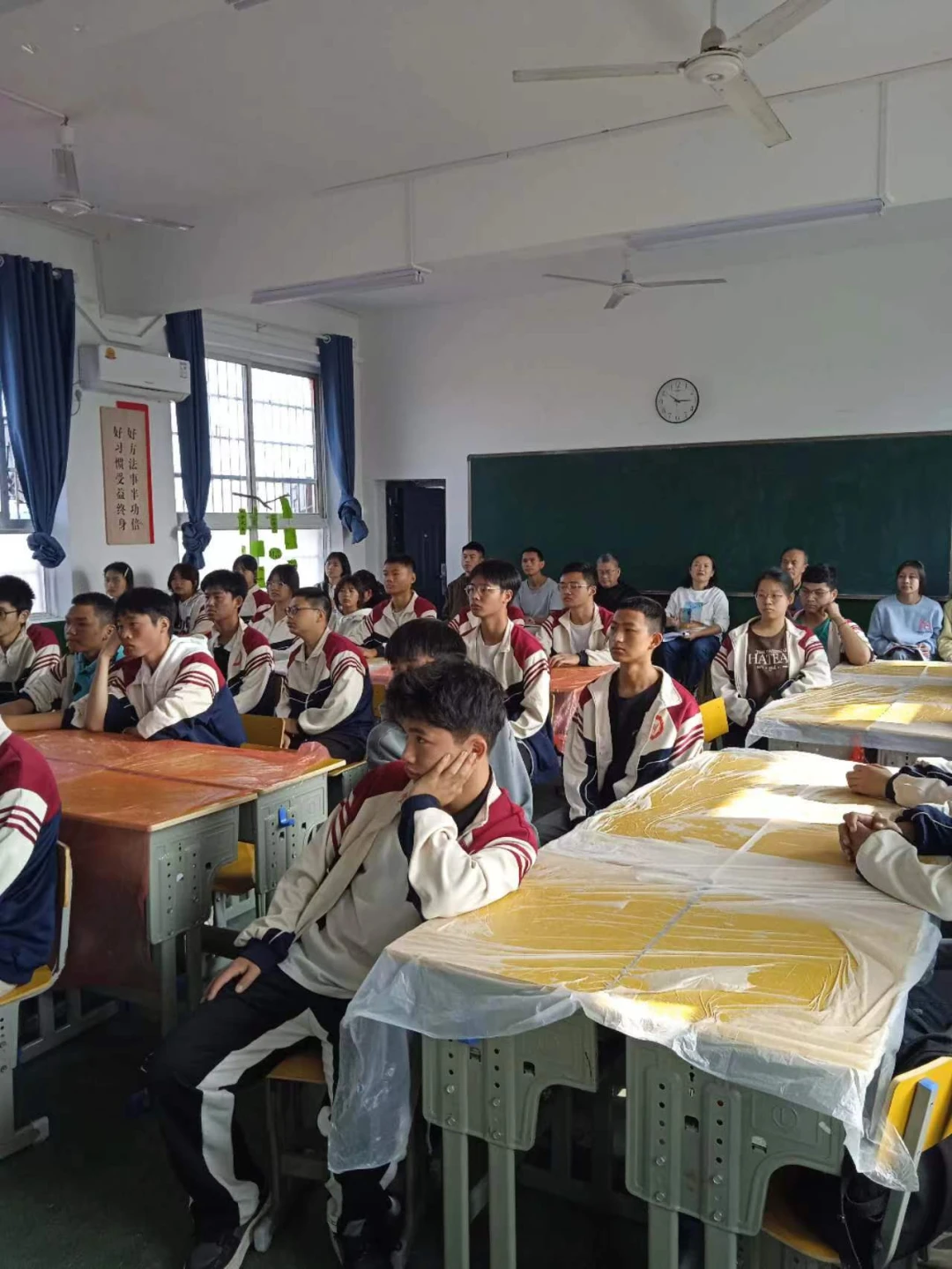 如何通过力量训练改善篮球运动员的速度和敏捷性?_0